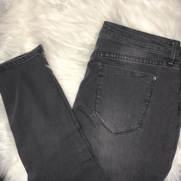 JustFab Denim - JustFab Grey High Rise Skinny Jeans NWT size 31